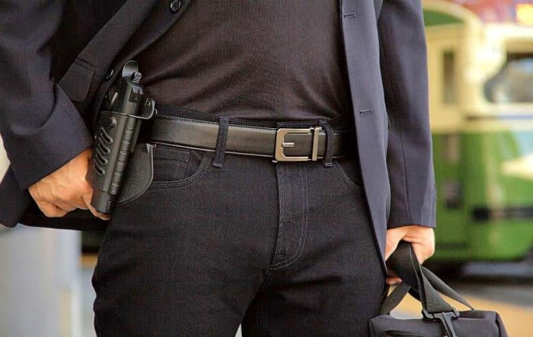 BUYING A GUN BELT - Choosing the Best EDC Belt.
