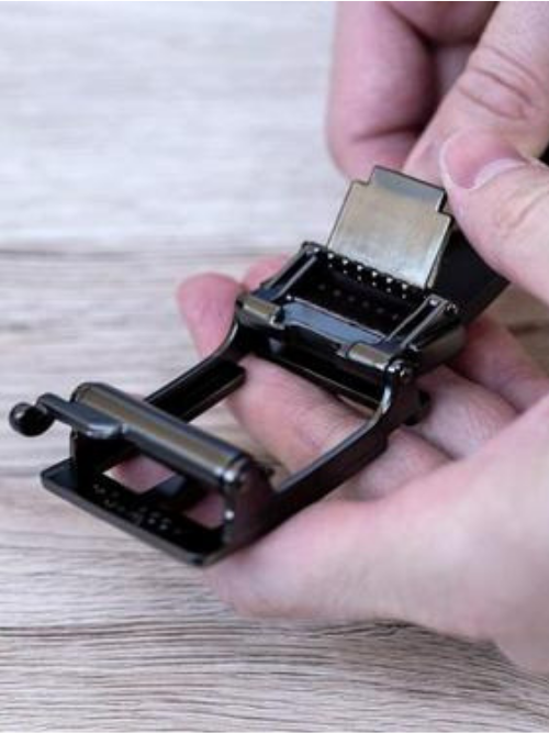 "Your Average Guy"  Adam York Reviews Our Kore Track Belts for Men.